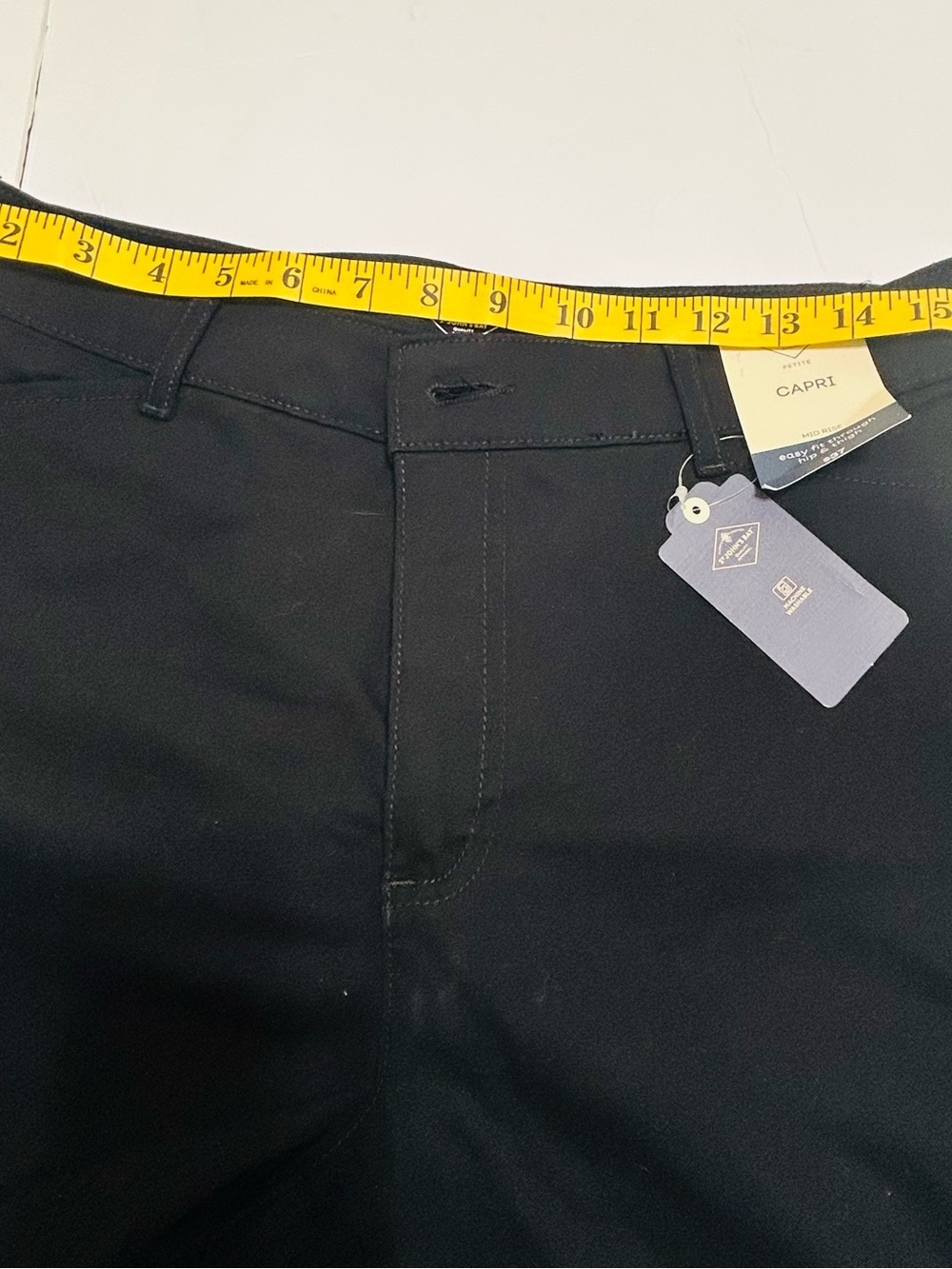 St. John's Bay Women’s MidRise Capri pants Seceretly Slender Black size 12P NWT - Picture 8 of 12